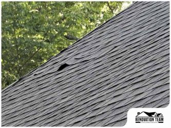 Determining Your Roof’s Vulnerability to Wind Damage