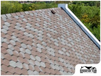 5 Factors That Affect How Well an Asphalt Roof Ages