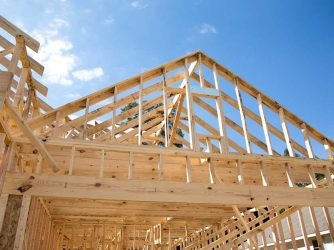 What’s the Difference Between Rafters and Trusses?